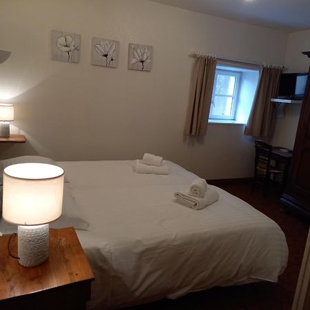 Nolay  Hotel De La Halle מראה חיצוני תמונה