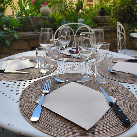Nolay  Hotel De La Halle מראה חיצוני תמונה