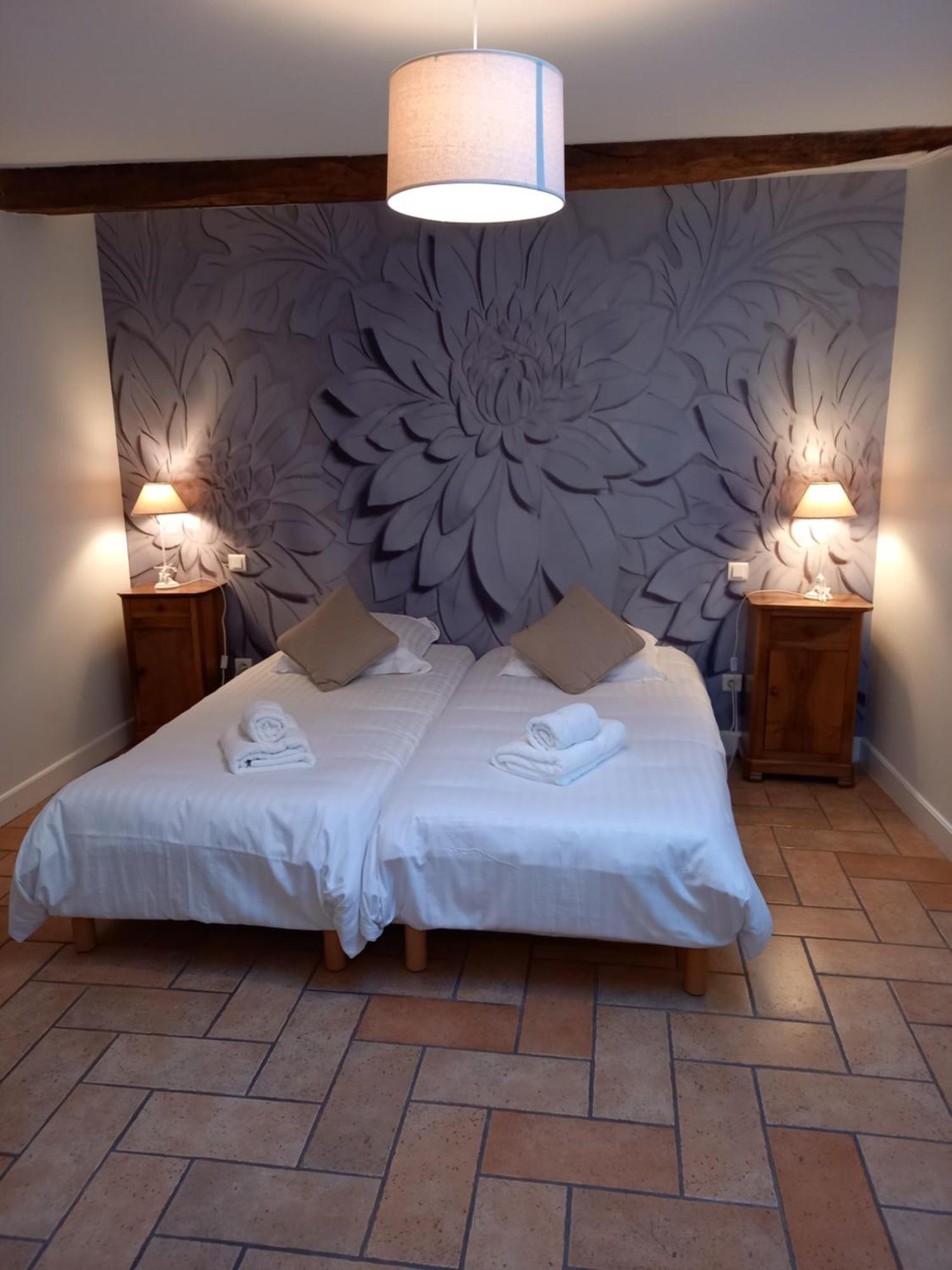 Nolay  Hotel De La Halle מראה חיצוני תמונה