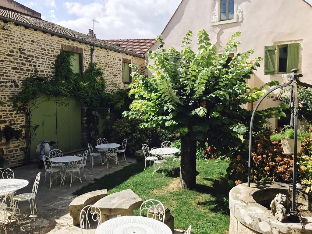 Nolay  Hotel De La Halle מראה חיצוני תמונה